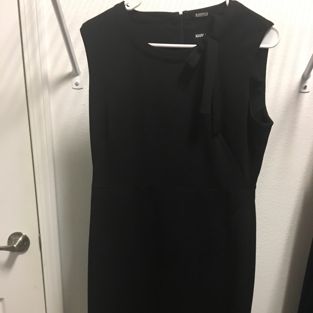 Black dress with bow! Size 12
